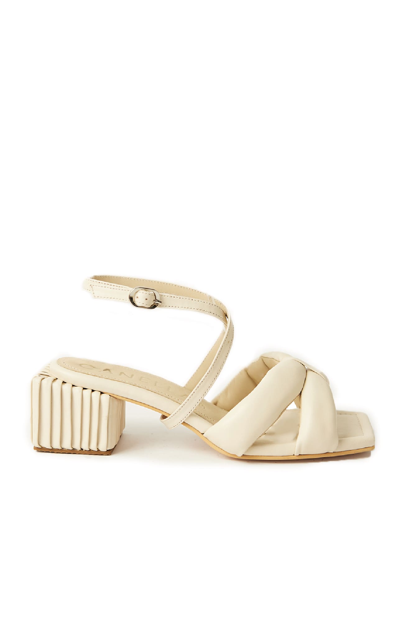 CREAM PLISADOS HEELS