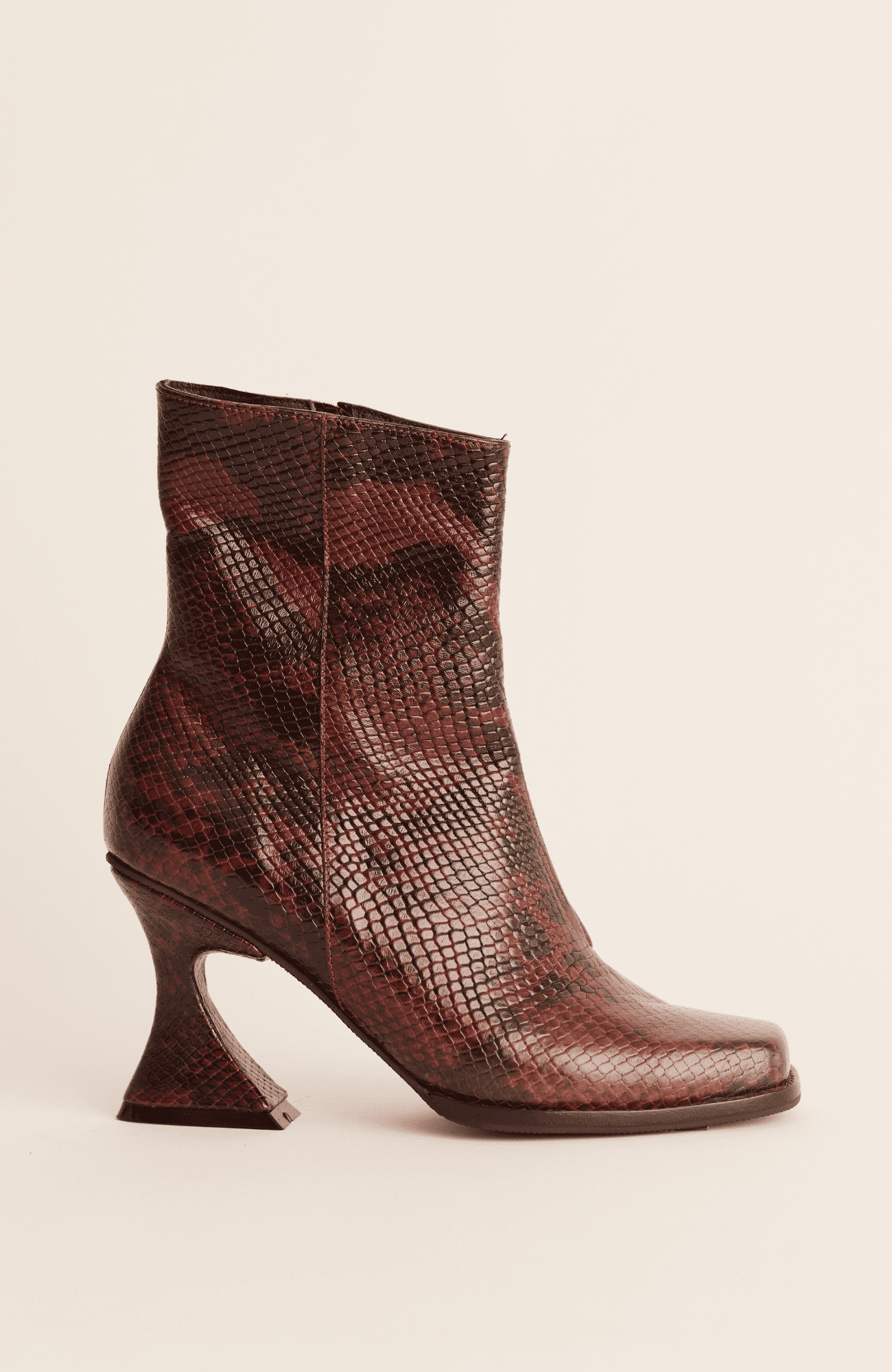 Botas Sumaq Piton Vino