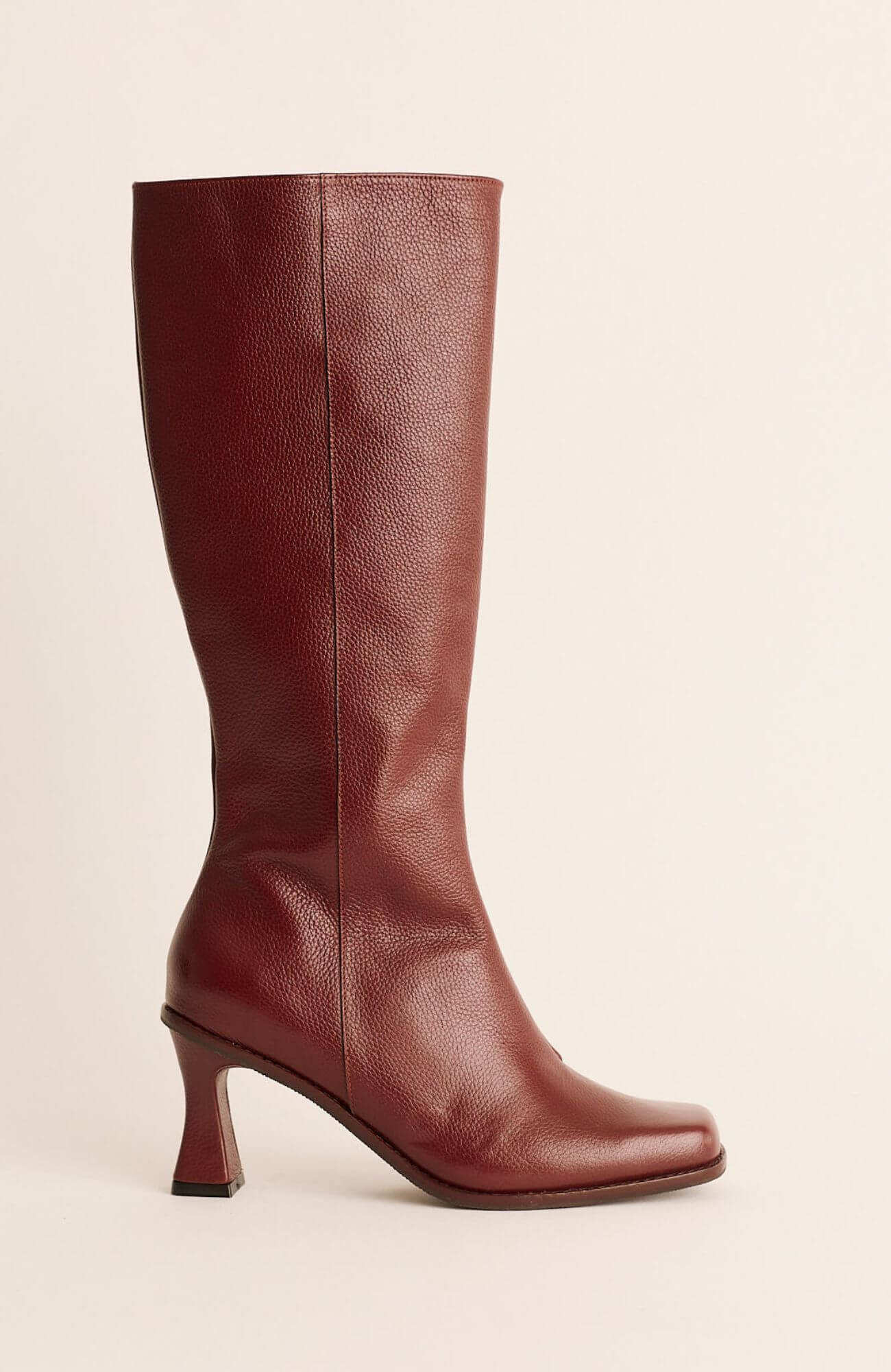 BOTAS CUMBRE VINO